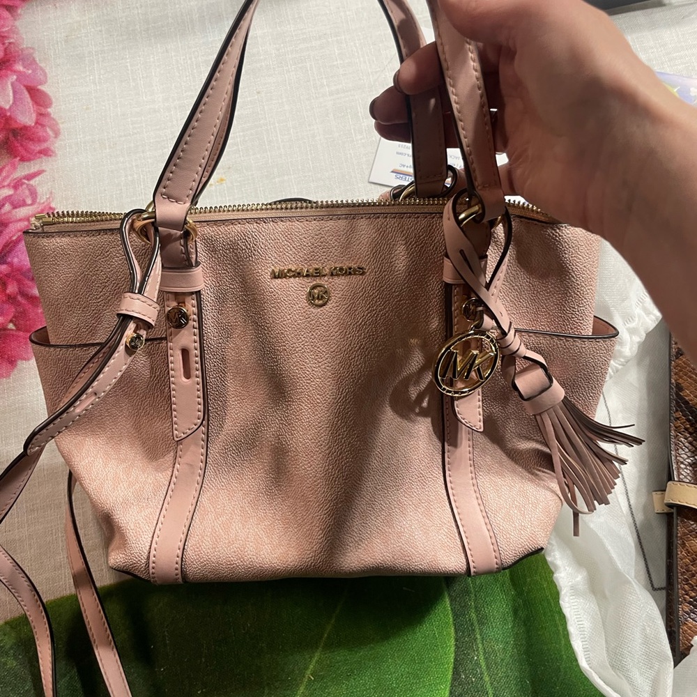 Michael Kors Sullivan Pink Signature Satchel Crossbody Bag